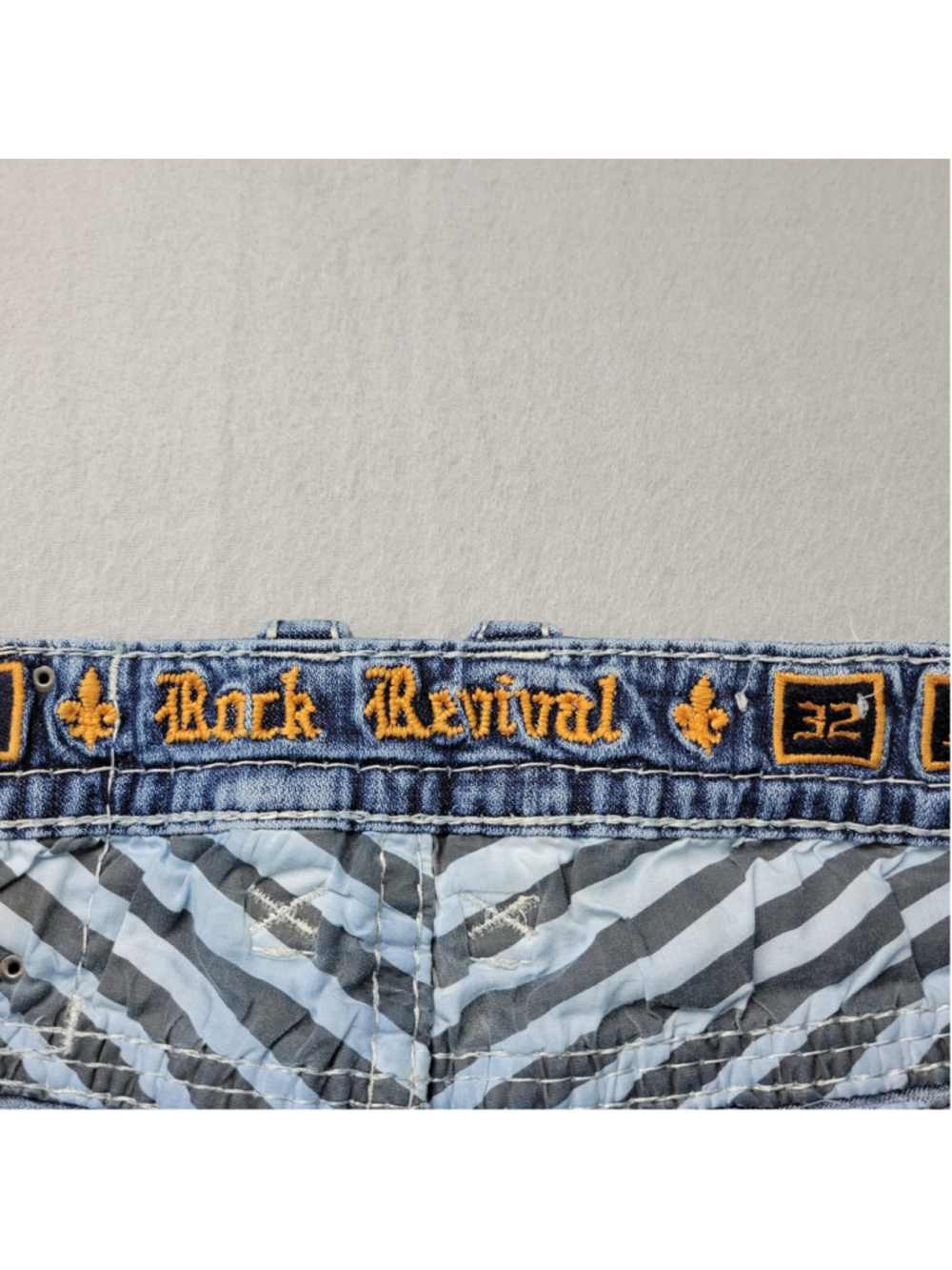 Rock Revival Triton Slim Straight Jeans Mens 32x30 Blue Embroidered Fleur De Lis - Picture 10 of 14